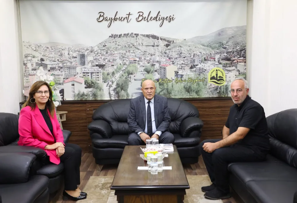 Bayburt Üniversitesi Yetkilileri Demirözü Belediye Başkanı Pekmezci