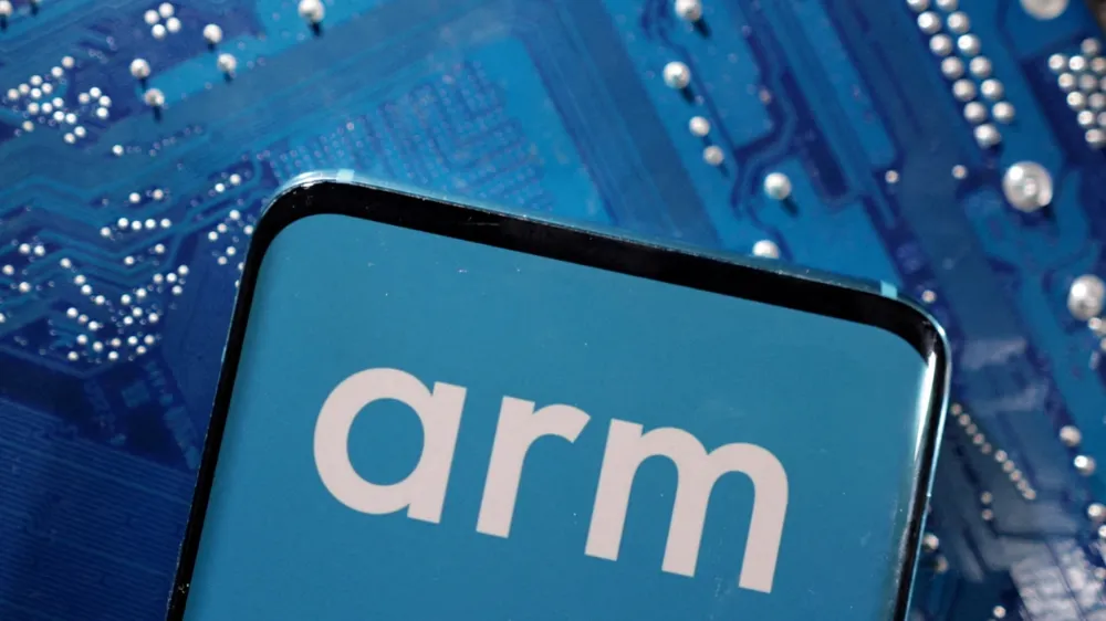 ARM 54,5 milyar dolar değerleme ile halka arz oldu