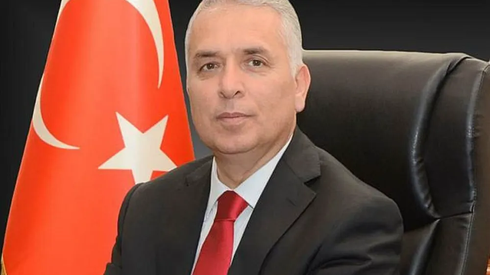 Trabzon Valisi Aziz Yıldırım: Atatürk