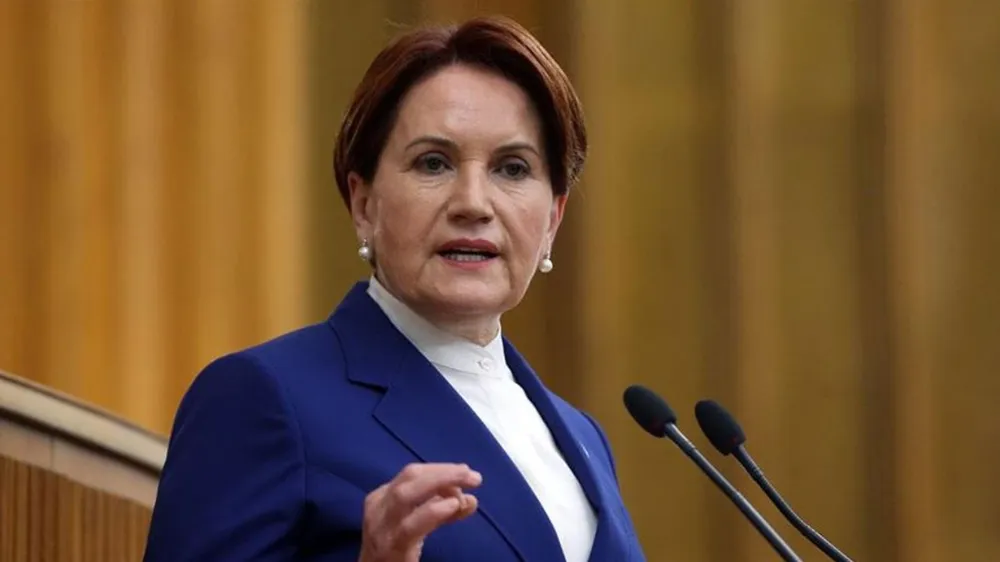  Akşener