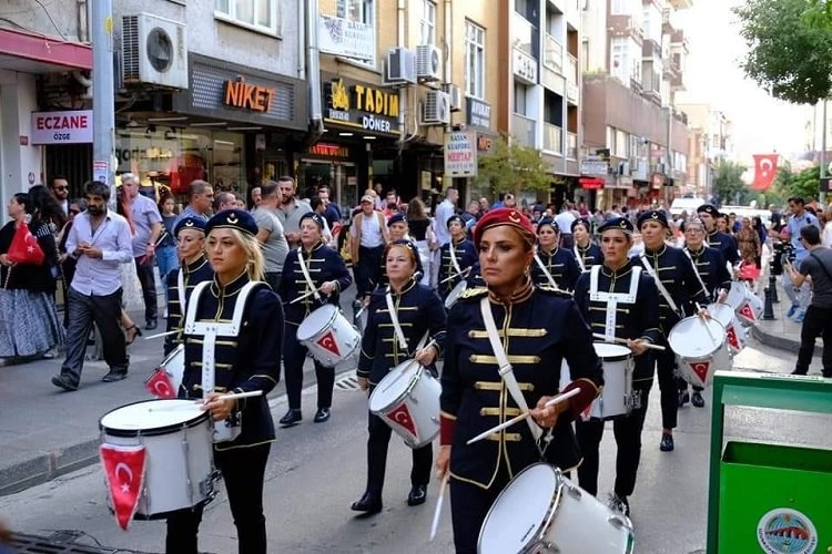 Uluslararası Tarihi Uzunköprü Festivali başladı