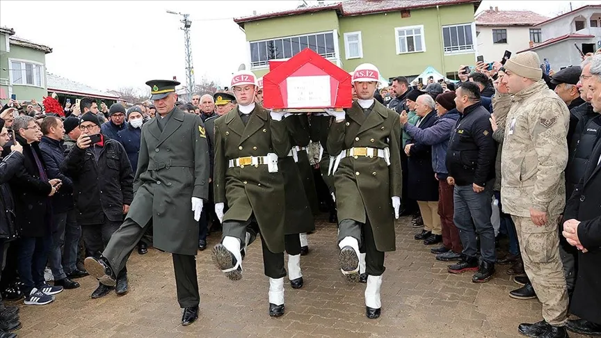 Şehitlerimizi uğurluyoruz