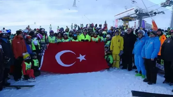 Snowboardcılar Palandöken