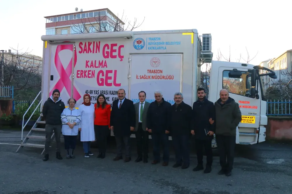 Erken Teşhis Hayat Kurtarır: Mobil Kanser Teşhis Aracı Arsin İlçe Devlet Hastanesi Önünde Hizmet Veriyor