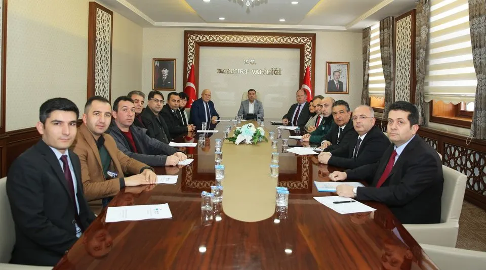 Bayburt Belediye Başkanı Hükmü Pekmezci, İl İstihdam ve Mesleki Eğitim Kurulu Toplantısına Katıldı