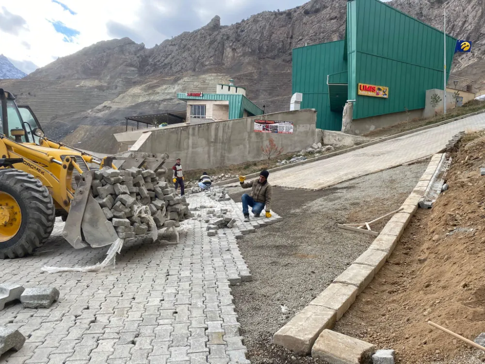 Bağlantı Çalışmaları Tamamlandı: Adnan Menderes Caddesi ve Gül Sokak Yolu Trafiğe Açılıyor