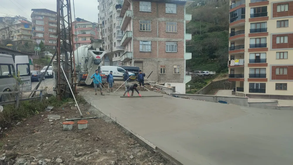 Rize Belediyesi üstyapı çalışmalarını sürdürüyor