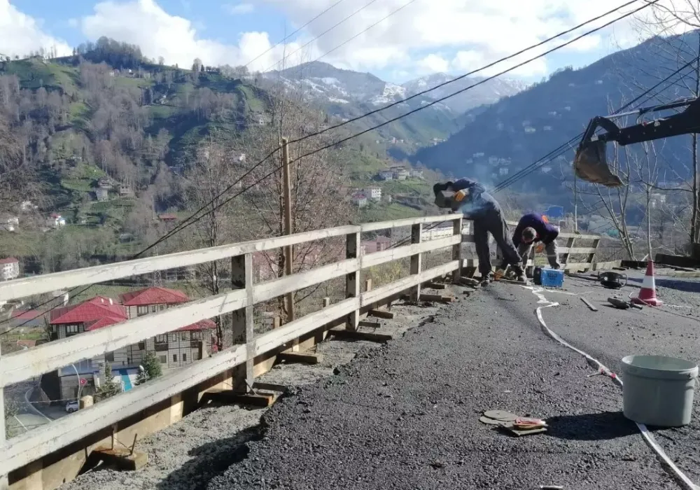 Güneysu Belediyesi üstyapıya önem veriyor