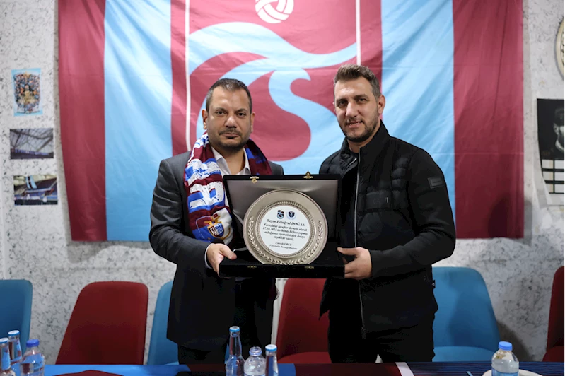 Trabzonspor Kulübü Başkanı Doğan, ilçe belediye başkanları ve taraftar derneğiyle buluştu