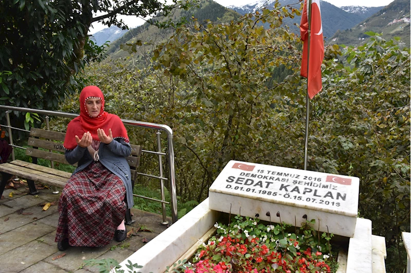 15 Temmuz şehidinin annesinin FETÖ elebaşı Gülen