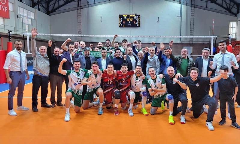 Voleybol: SMS Grup Efeler Ligi