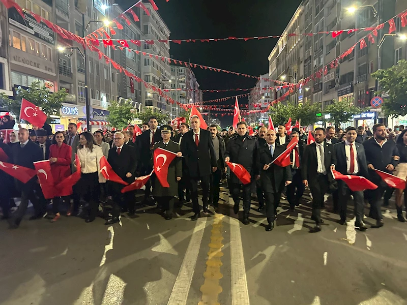 Sivas’ta Cumhuriyet yürüyüşü