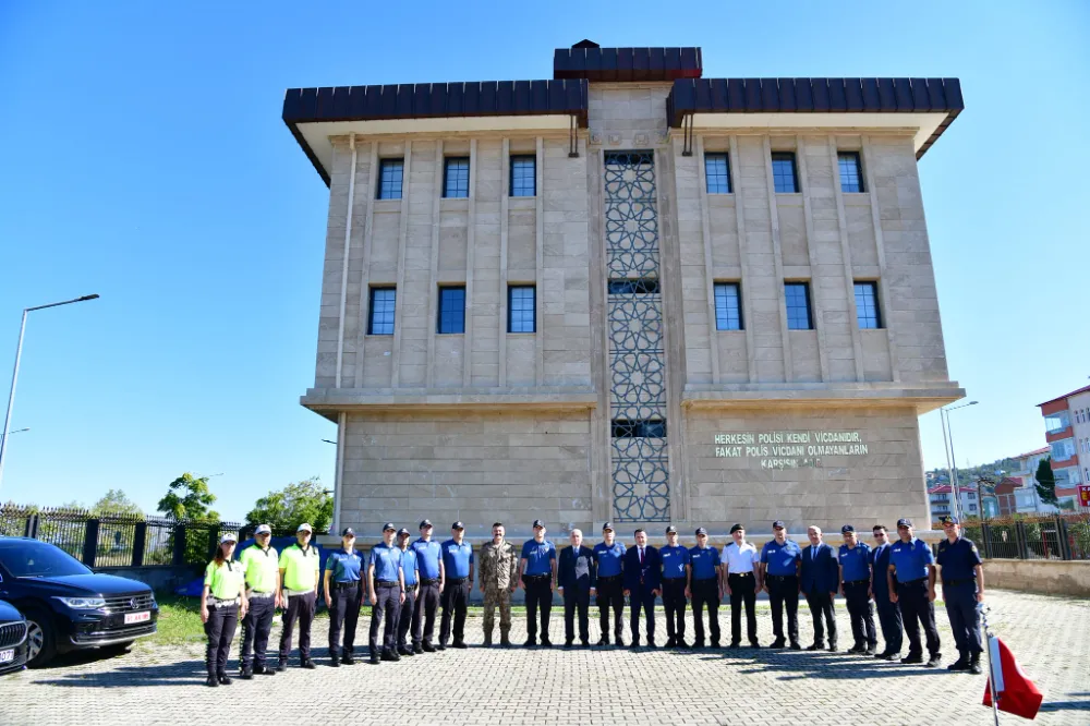 Vali Aziz Yıldırım