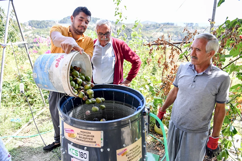 Mersin’de üreticiye makine desteği