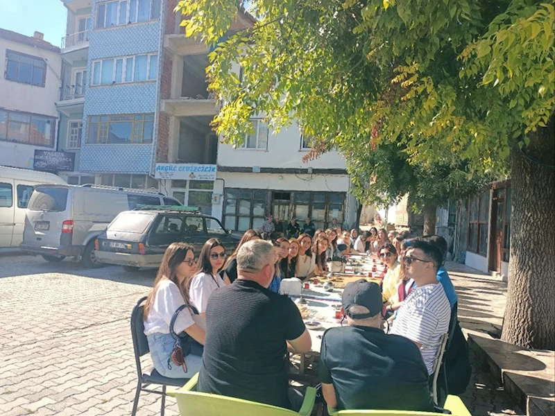 Hitit Üniversitesi Beslenme ve Diyetetik Kulübünden Oğuzlar Ceviz Üreticileri Birliğine ziyaret