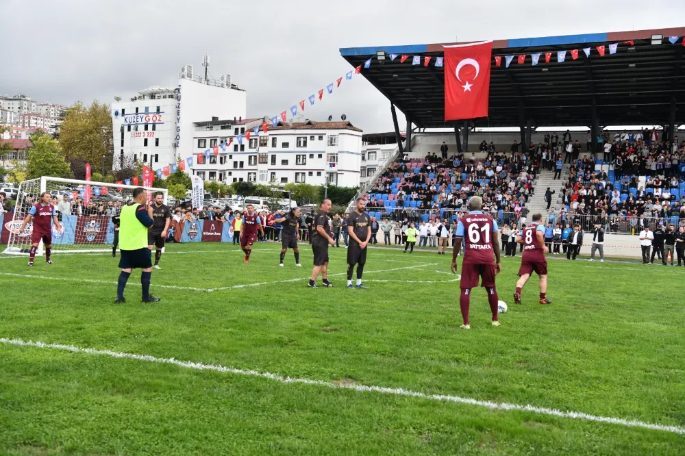 Trabzonspor Efsaneleri, Vefat Eden Başkanları İçin Sahaya Çıktı