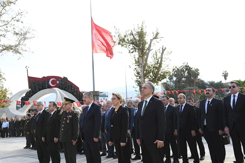 Osmaniye’de Atatürk, özlemle anıldı 