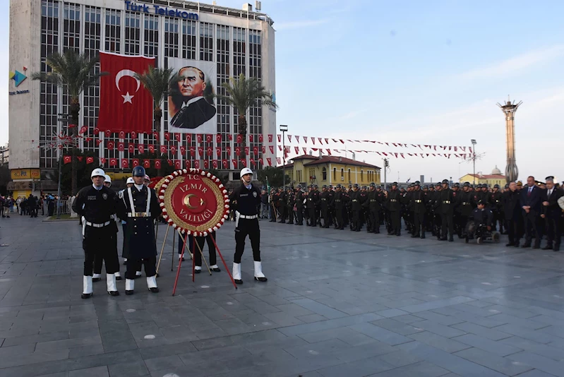 Ulu Önder Atatürk, İzmir