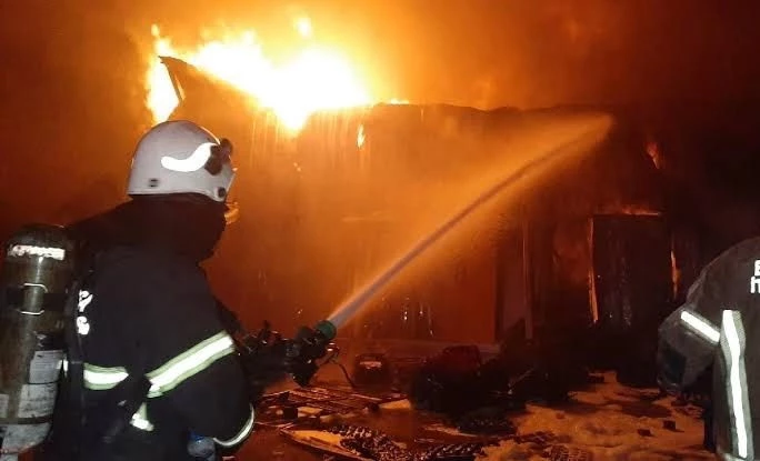 İzmir’de soba faciası; 5 çocuk hayatını kaybetti 