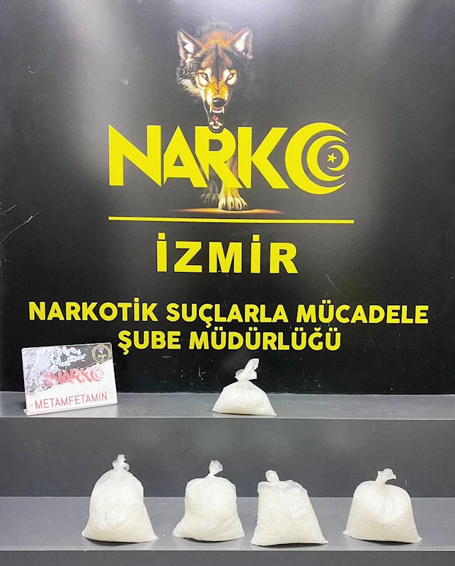 Otomobilde ele geçirilen 4 kilo 500 gram metamfetamine 2 tutuklama