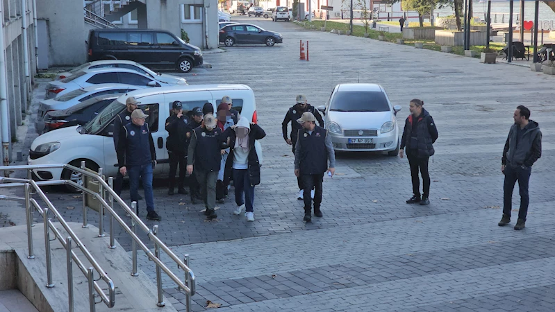 Zonguldak’ta FETÖ operasyonu: 2’si akademisyen, 5 gözaltı