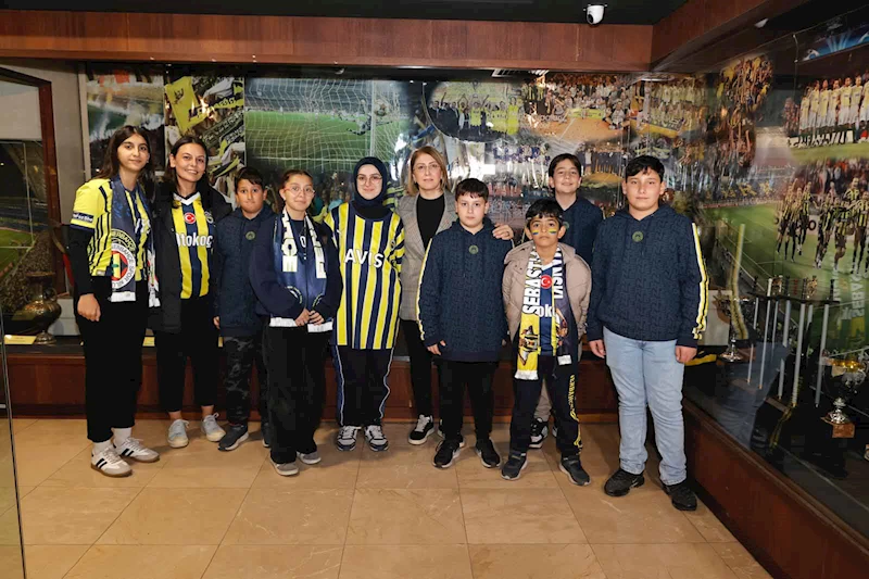 Çocukların Acun Ilıcalı ile tanışma ve Fenerbahçe maçı izleme hayali gerçekleşti