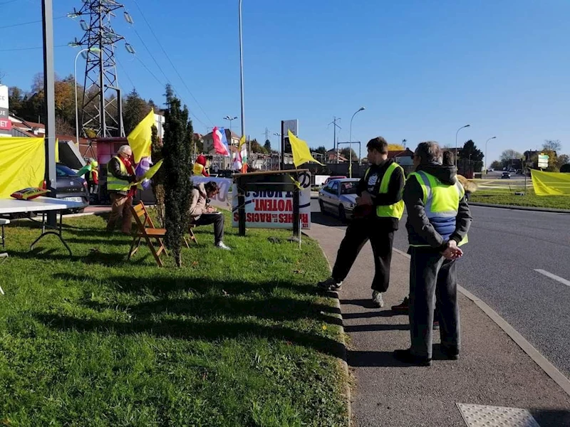 Sarı Yelekliler yeniden sokağa çıktı