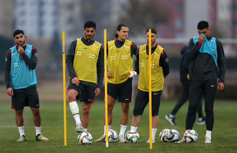 A Milli Futbol Takımı, Karadağ maçının hazırlıklarına başladı