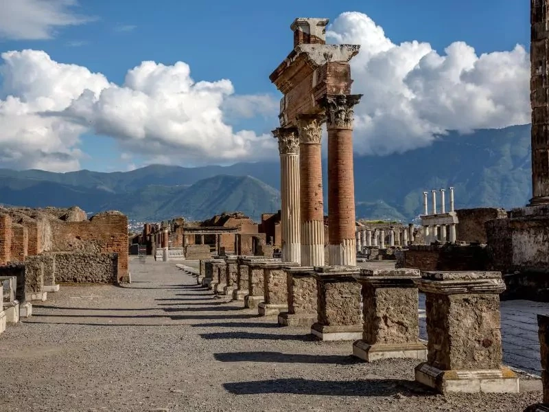  Pompeii