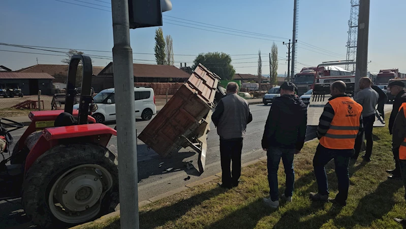 Çorum’da kurtarıcı ile traktörün çarpışması sonucu 1 kişi yaralandı