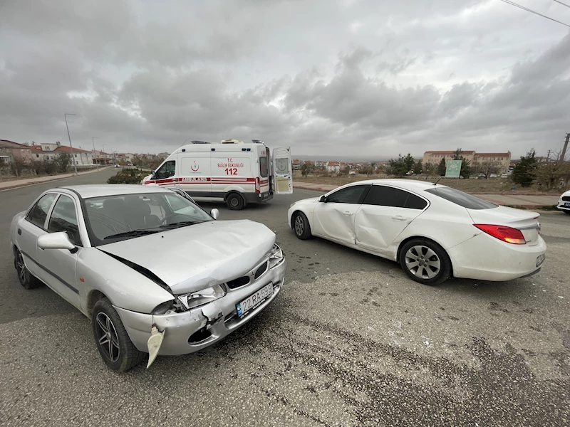 Edirne’de 2 otomobil çarpıştı: 1 yaralı 