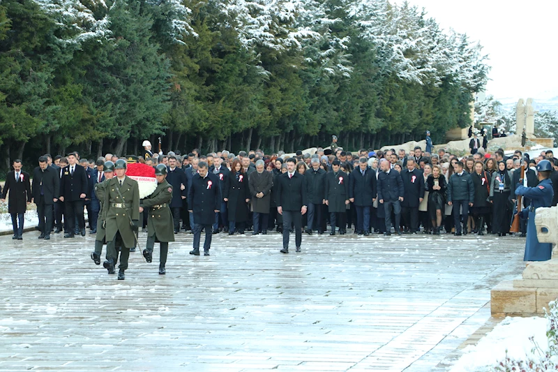 Bakan Tekin, öğretmenlerle Anıtkabir