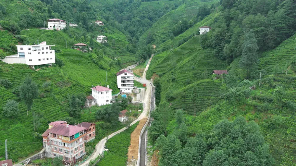 Rize Potamya Deresi Yan Kollarda Islah Projesi Tamamlanmak Üzere