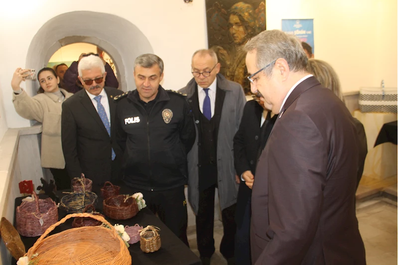 Denetimli Serbestlik Yükümlüleri El Sanatları Sergisi açıldı