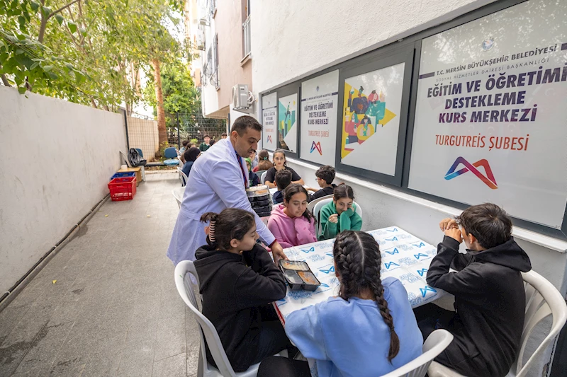 LGS kurs merkezinde öğrencilere yemek desteği