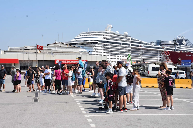 İzmir Alsancak Limanı, 11 ayda 157 bin yolcu ağırladı