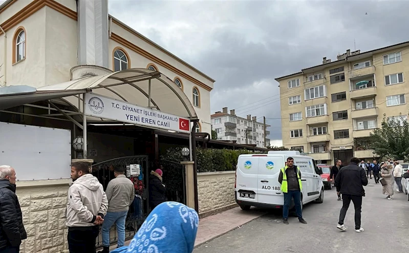 Yaya geçidinde hafif ticari aracın çarptığı 11 yaşındaki Zühre öldü (3)