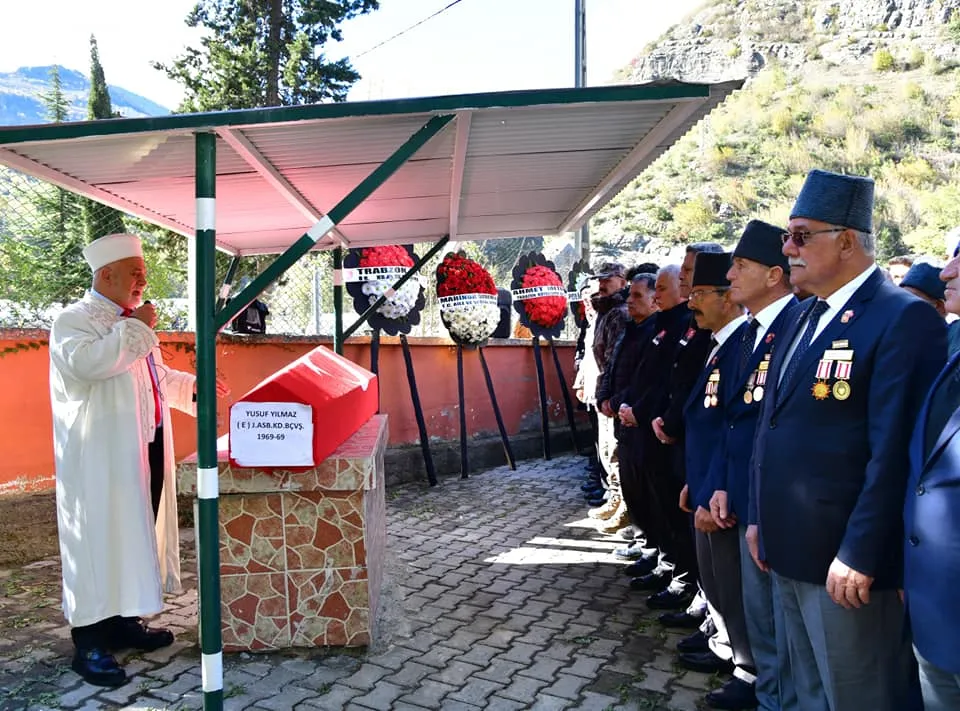 Kıbrıs Gazisi Yusuf Yılmaz, Maçka’da Son Yolculuğuna Uğurlandı