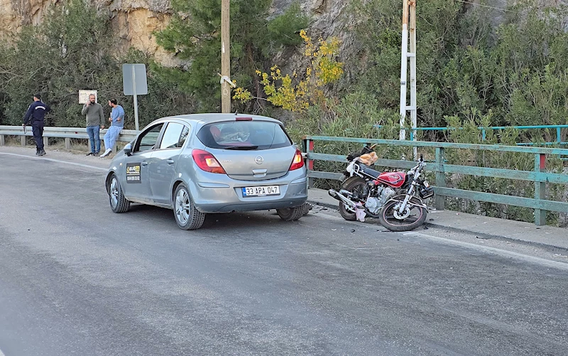 Pikniğe giderken otomobilin çarptığı motosikletten uçuruma düştü