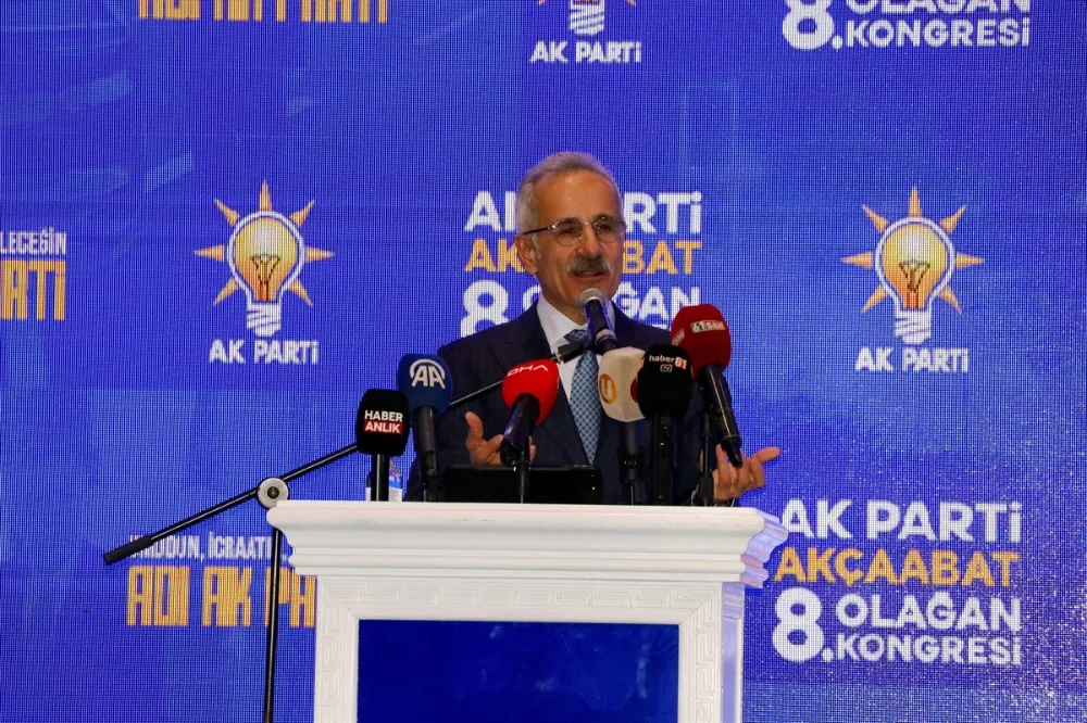 Abdulkadir Uraloğlu: Samsun-Sarp Demir Yolu 10 milyon kişiye hizmet edecek