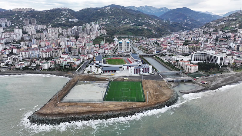 Futbol temalı okulda geleceğin sporcuları yetiştiriliyor