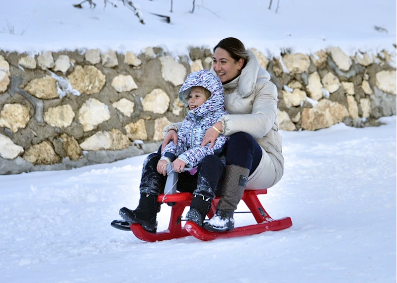 Kızakla kaymak isteyenler, Ilgaz Yurduntepe