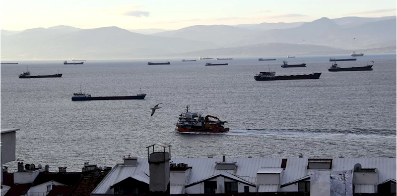 Meteorolojik uyarının ardından yük gemileri Sinop