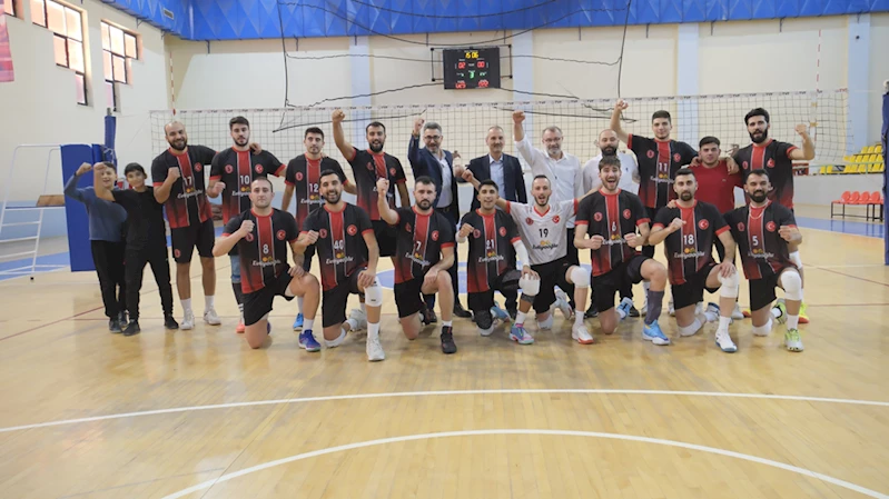 Sungurlu Belediyespor Voleybol Takımı ligdeki 11. galibiyetini aldı