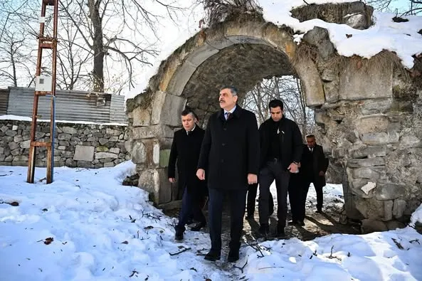 Erzurum Valisi Mustafa Çiftçi, Haho Kilisesi ve Meryem Ana Taş Camii’nde İncelemelerde Bulundu