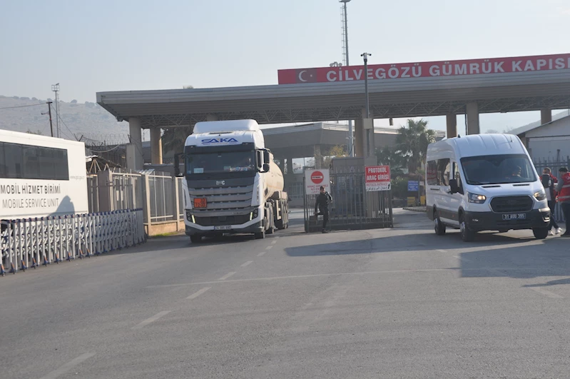 Cilvegözü’nde TIR yoğunluğu