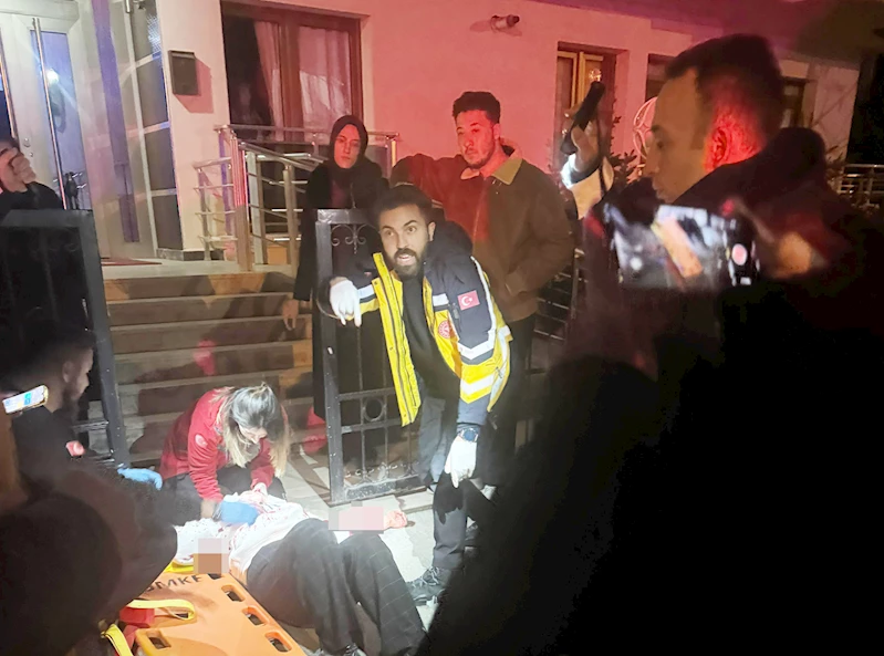 Eski eşinin 13 yerinden bıçakladığı Azra, yaşam mücadelesi veriyor