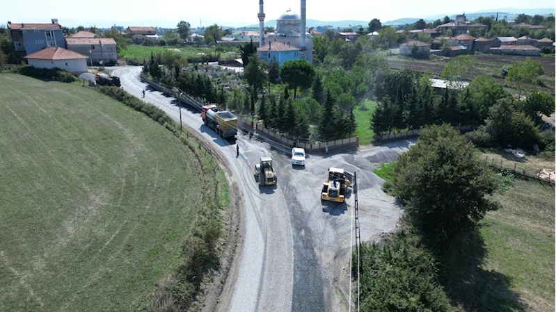 Samsun Büyükşehir Belediyesi 17 ilçede 568 bin 345 metre yol çalışması yaptı