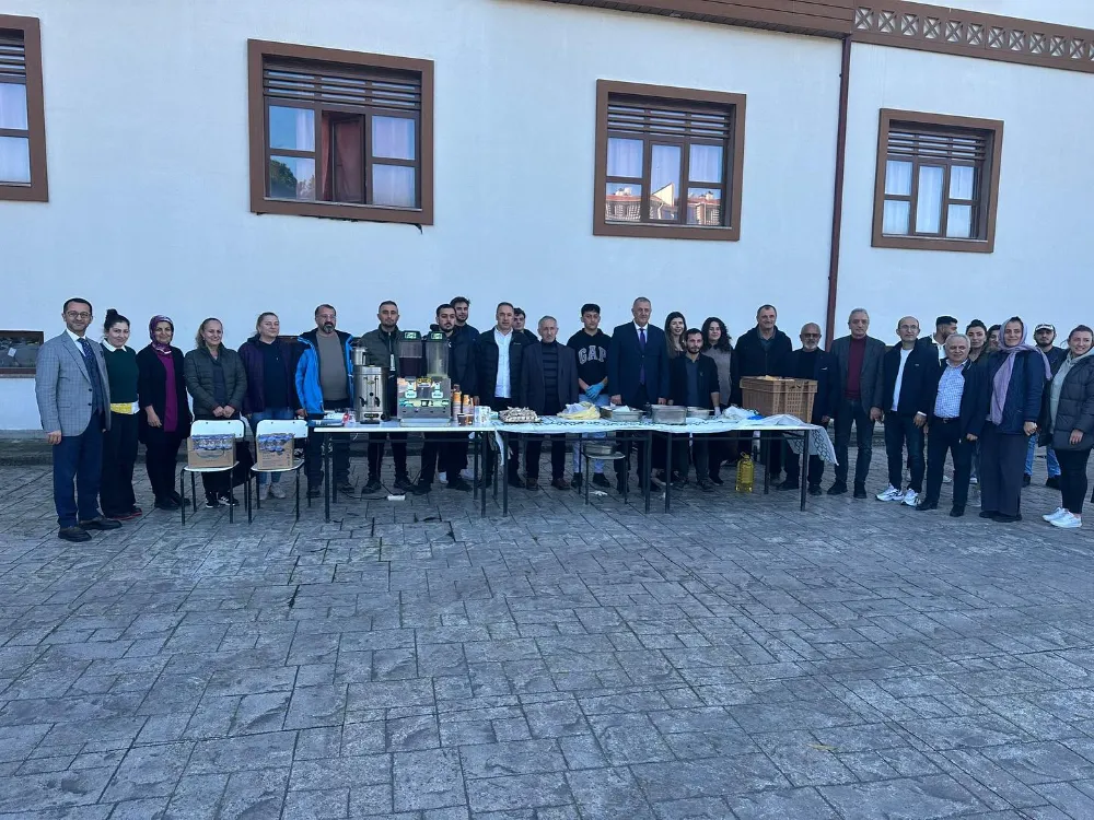 Ardeşen Ticaret ve Sanayi Odası, Hamsi Festivali’nde Bir Araya Gelerek İş Birliklerini Güçlendirdi