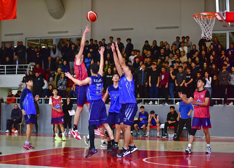 Osmaniye’de okul sporları basketbol turnuvası sona erdi